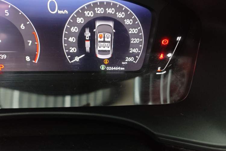 Used Honda Civic 2022 240TURBO CVT Dynamic Edition Odometer Close Up