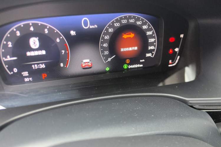 Used Honda Civic 2022 240TURBO CVT Dynamic Edition Odometer Close Up