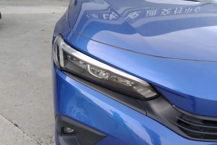 Used Honda Civic 2022 240TURBO CVT Dynamic Edition Right Front Headlight