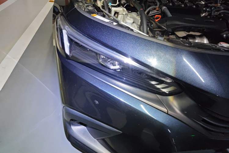 Used Honda Civic 2022 240TURBO CVT Dynamic Control Version Right Front Headlight