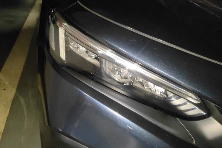 Used Honda Civic 2022 240TURBO CVT Dynamic Edition Right Front Headlight
