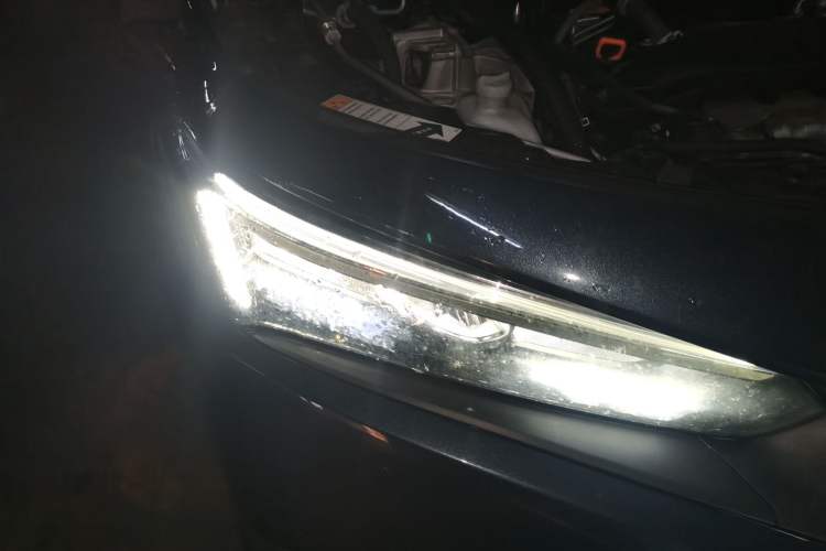 Used Honda Civic 2022 240TURBO CVT Dynamic Edition Right Front Headlight