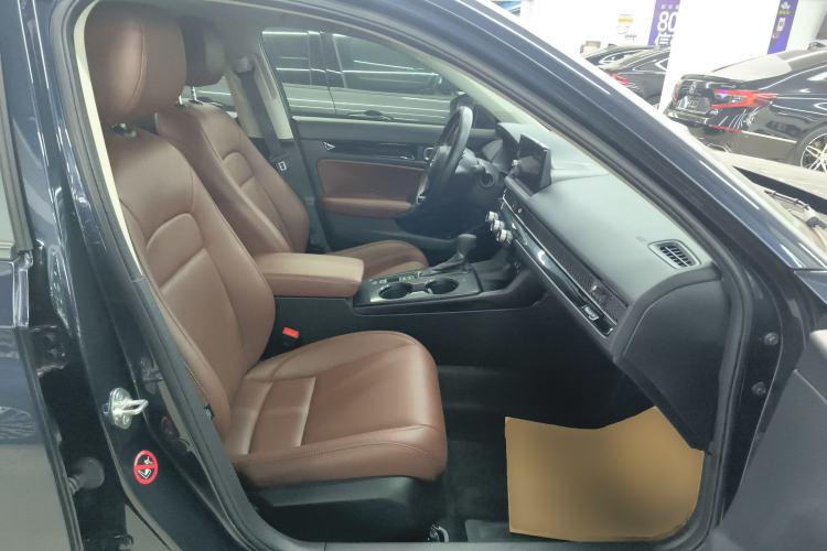Used Honda Civic 2022 240TURBO CVT Dynamic Edition Right Front Seat