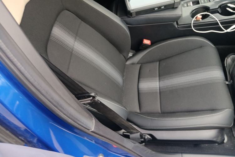 Used Honda Civic 2022 240TURBO CVT Dynamic Edition Right Front Seat