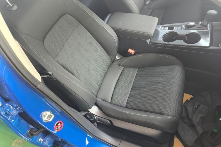 Used Honda Civic 2022 240TURBO CVT Dynamic Edition Right Front Seat