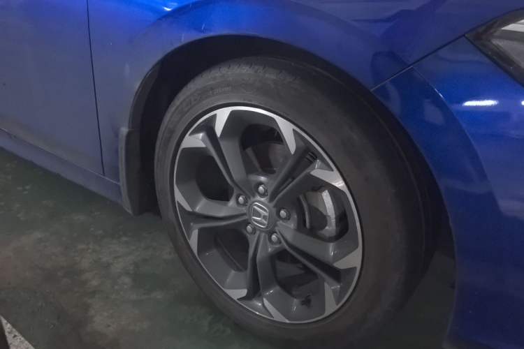 Used Honda Civic 2022 240TURBO CVT Dynamic Control Version Right Front Wheel Hub