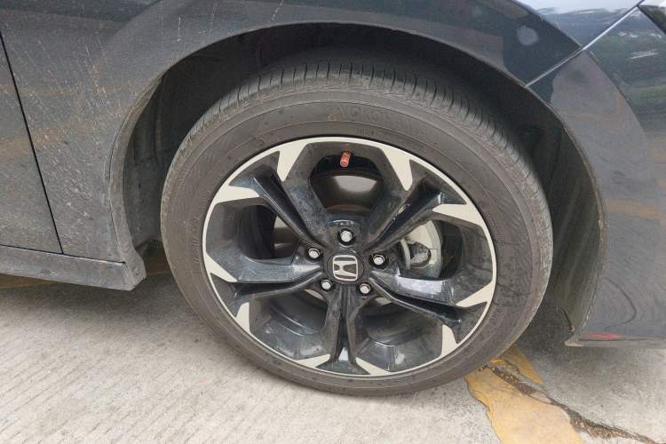 Used Honda Civic 2022 240TURBO CVT Dynamic Edition Right Front Wheel Hub