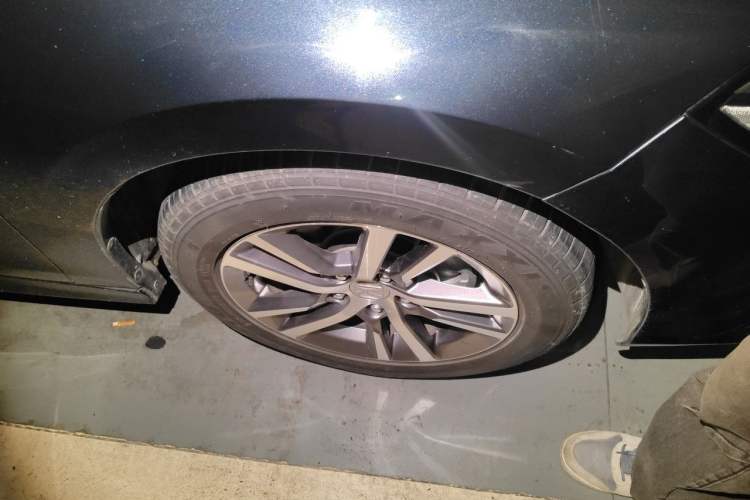 Used Honda Civic 2022 240TURBO CVT Dynamic Edition Right Front Wheel Hub