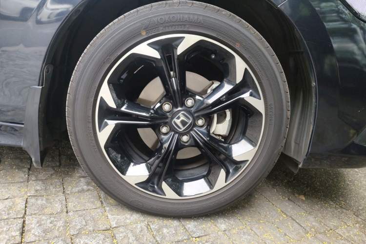 Used Honda Civic 2022 240TURBO CVT Dynamic Edition Right Front Wheel Hub