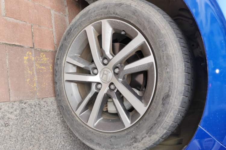 Used Honda Civic 2022 240TURBO CVT Dynamic Edition Right Front Wheel Hub