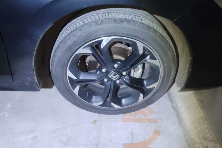 Used Honda Civic 2022 240TURBO CVT Dynamic Edition Right Front Wheel Hub