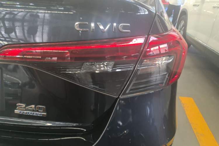 Used Honda Civic 2022 240TURBO CVT Dynamic Edition Right Rear Taillight