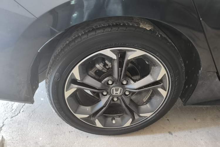 Used Honda Civic 2022 240TURBO CVT Dynamic Control Version Right Rear Wheel Hub
