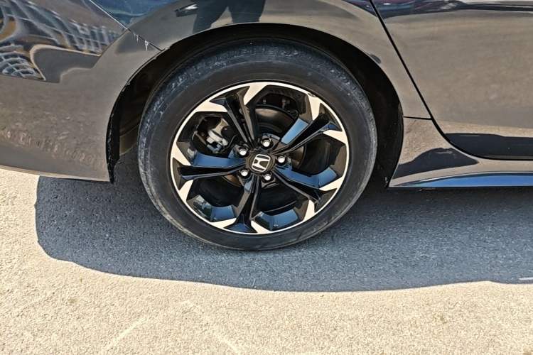 Used Honda Civic 2022 240TURBO CVT Dynamic Edition Right Rear Wheel Hub