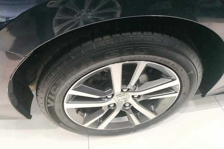 Used Honda Civic 2022 240TURBO CVT Dynamic Edition Right Rear Wheel Hub