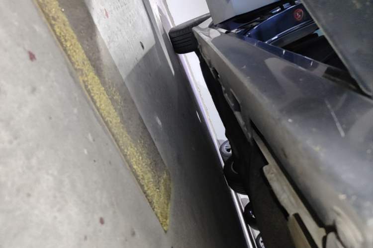 Used Honda Civic 2022 240TURBO CVT Dynamic Edition Right Side Sill