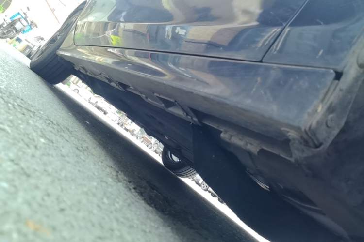 Used Honda Civic 2022 240TURBO CVT Dynamic Edition Right Side Sill