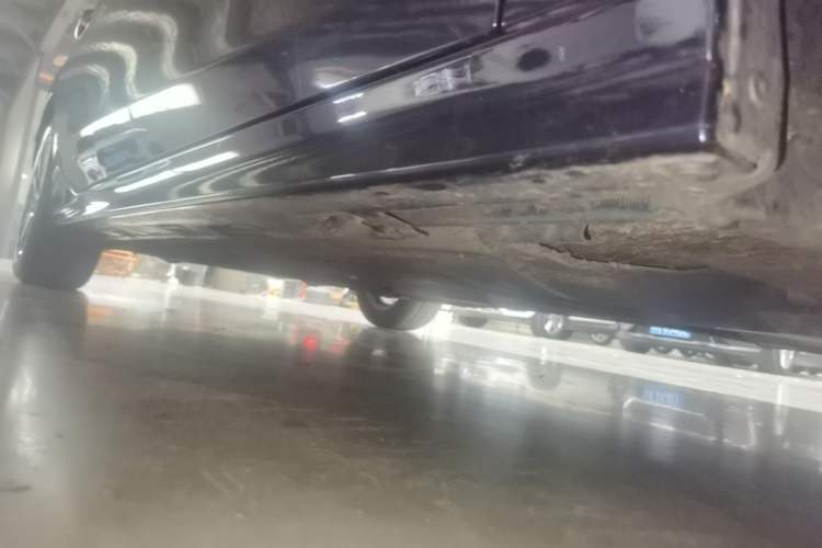 Used Honda Civic 2022 240TURBO CVT Dynamic Edition Right Side Sill