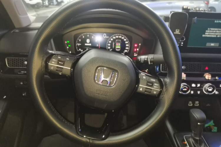 Used Honda Civic 2022 240TURBO CVT Dynamic Edition Steering Wheel