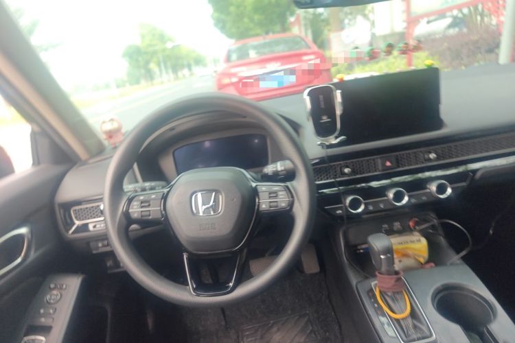 Used Honda Civic 2022 240TURBO CVT Dynamic Edition Steering Wheel