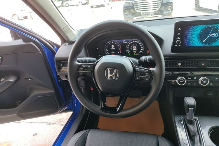 Used Honda Civic 2022 240TURBO CVT Dynamic Edition Steering Wheel