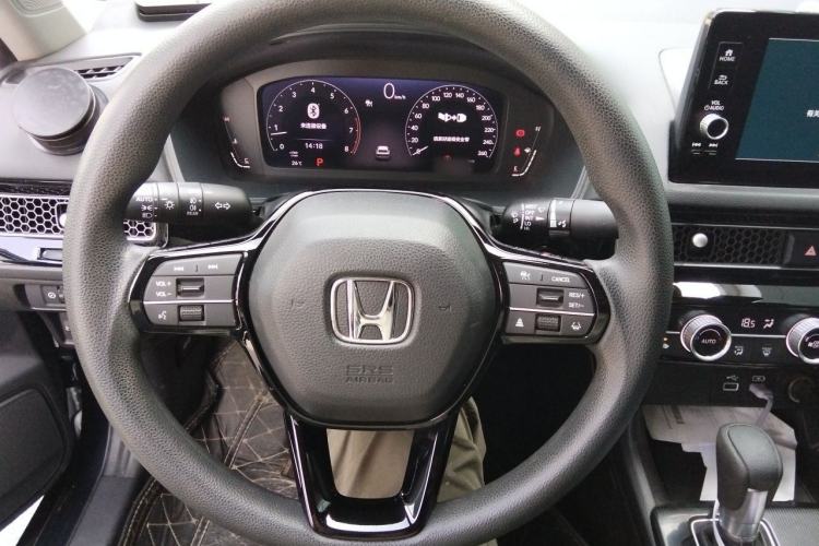 Used Honda Civic 2022 240TURBO CVT Dynamic Edition Steering Wheel