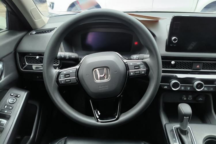 Used Honda Civic 2022 240TURBO CVT Dynamic Edition Steering Wheel