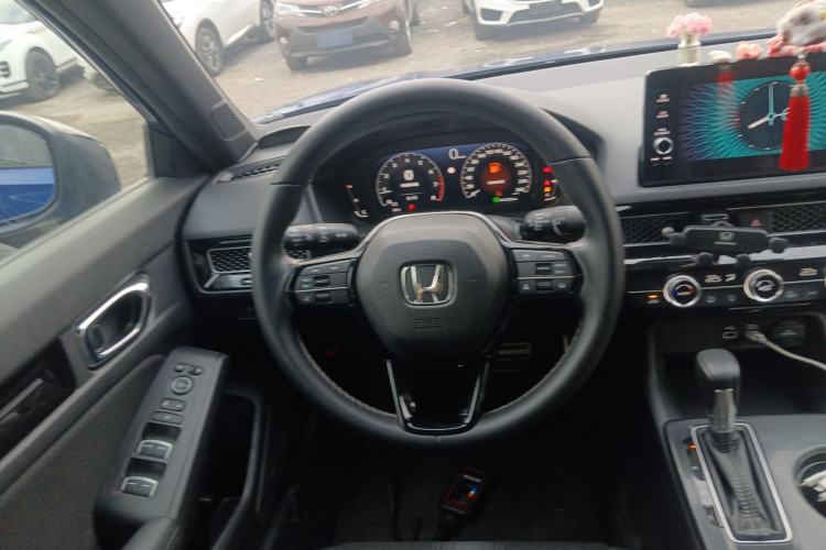 Used Honda Civic 2022 240TURBO CVT Dynamic Edition Steering Wheel