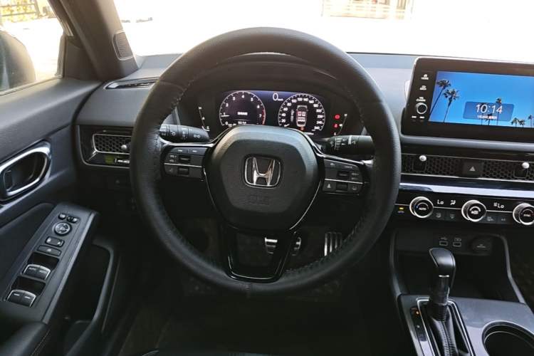 Used Honda Civic 2022 240TURBO CVT Dynamic Edition Steering Wheel