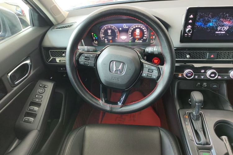 Used Honda Civic 2022 240TURBO CVT Dynamic Edition Steering Wheel