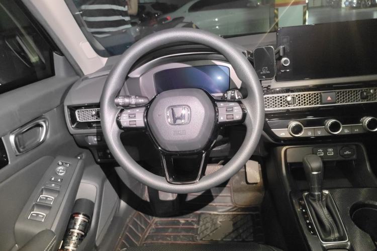 Used Honda Civic 2022 240TURBO CVT Dynamic Edition Steering Wheel