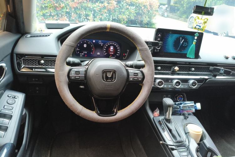 Used Honda Civic 2022 240TURBO CVT Dynamic Edition Steering Wheel