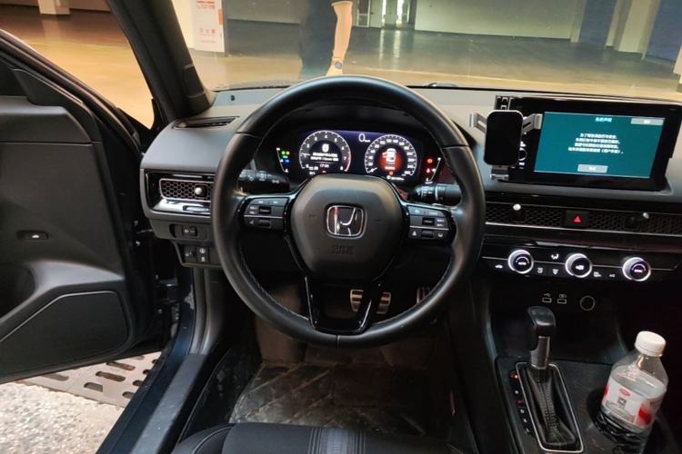 Used Honda Civic 2022 240TURBO CVT Dynamic Edition Steering Wheel