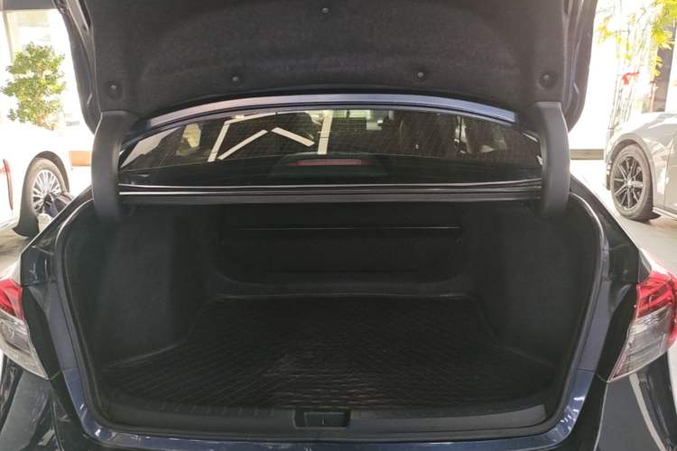 Used Honda Civic 2022 240TURBO CVT Dynamic Edition Trunk