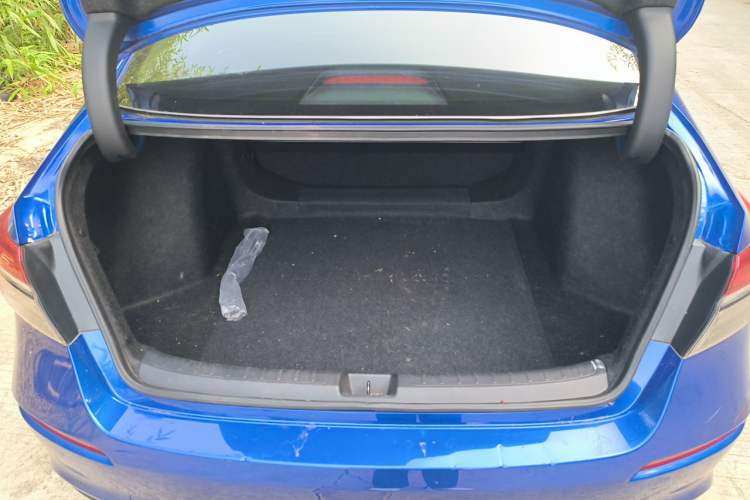 Used Honda Civic 2022 240TURBO CVT Dynamic Edition Trunk