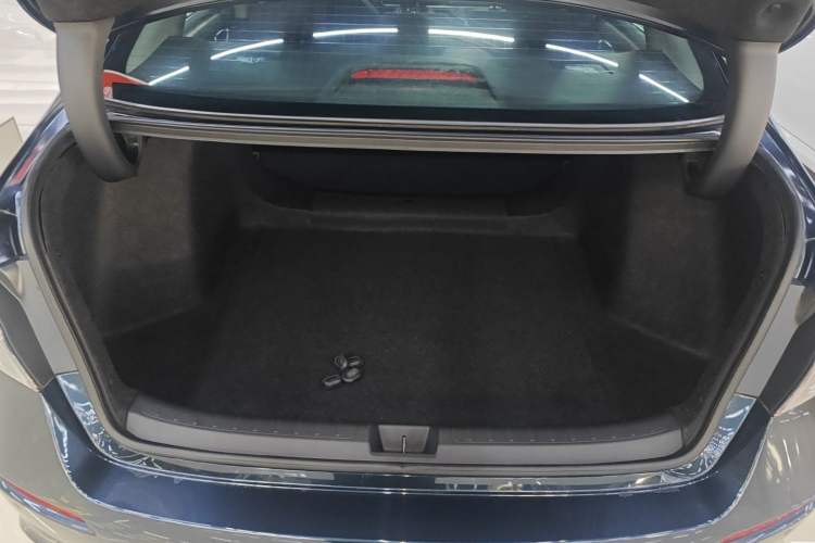 Used Honda Civic 2022 240TURBO CVT Dynamic Edition Trunk