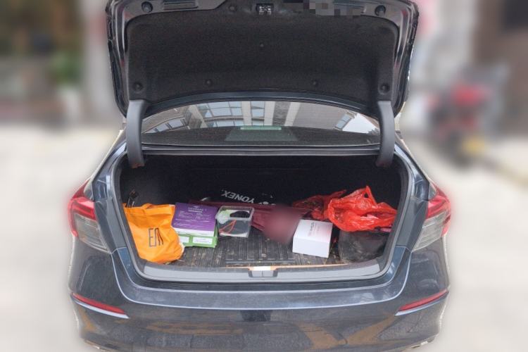 Used Honda Civic 2022 240TURBO CVT Dynamic Edition Trunk