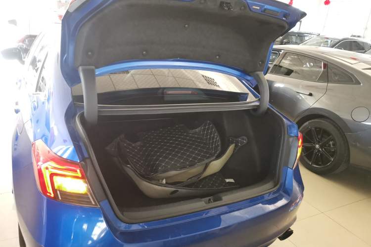 Used Honda Civic 2022 240TURBO CVT Dynamic Edition Trunk