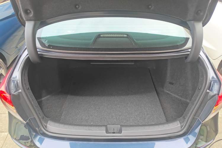 Used Honda Civic 2022 240TURBO CVT Dynamic Edition Trunk