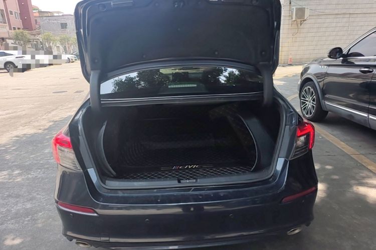 Used Honda Civic 2022 240TURBO CVT Dynamic Edition Trunk