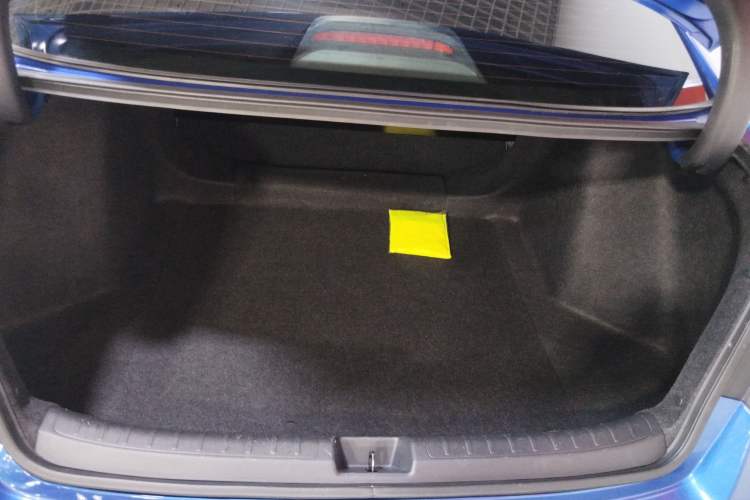 Used Honda Civic 2022 240TURBO CVT Dynamic Edition Trunk