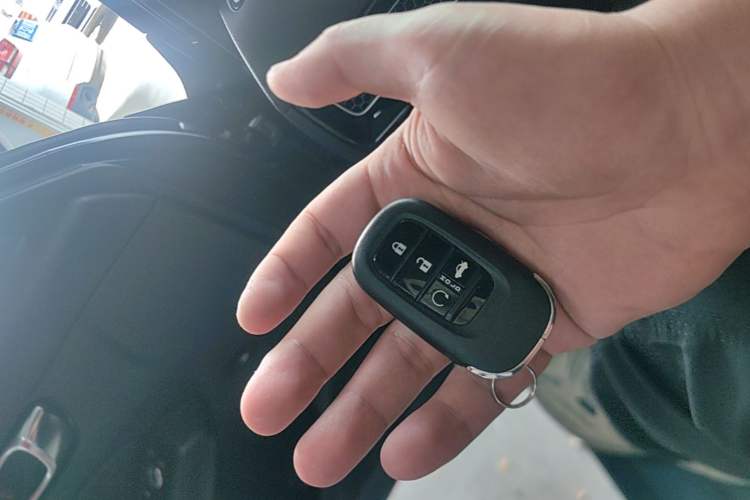 Used Honda Civic 2022 240TURBO CVT Dynamic Edition Vehicle Key