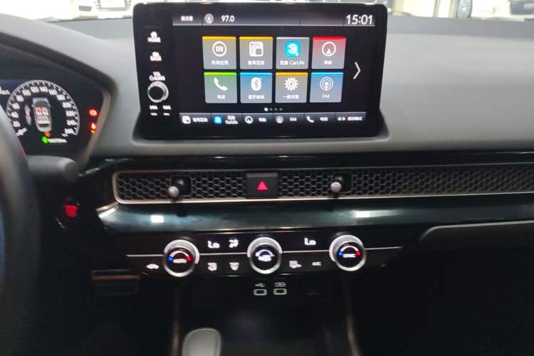 Used Honda Civic 2022 240TURBO CVT Dynamic Edition Audio And AC Panel