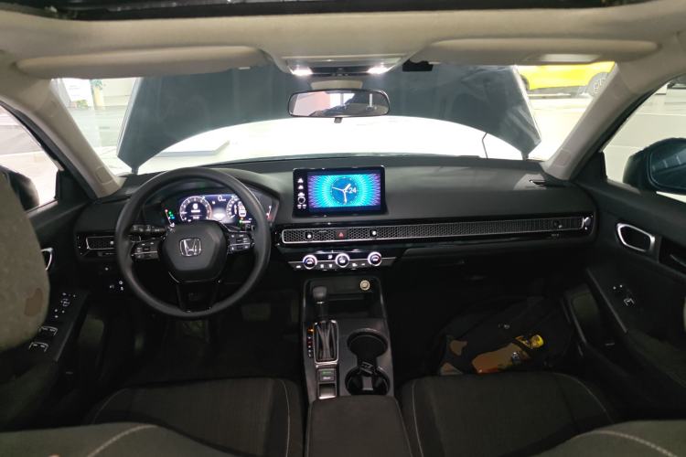 Used Honda Civic 2022 240TURBO CVT Dynamic Edition Center Console