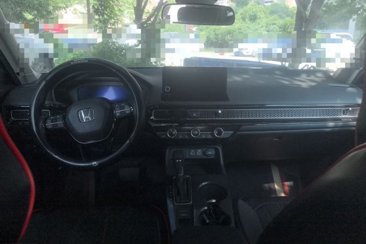 Used Honda Civic 2022 240TURBO CVT Dynamic Edition Center Console