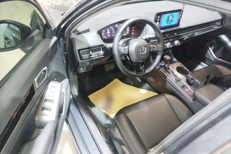 Used Honda Civic 2022 240TURBO CVT Dynamic Edition Driver Seat