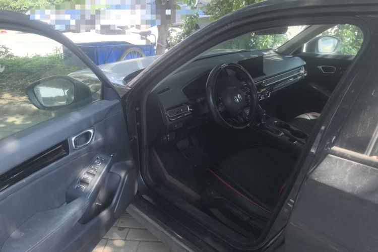 Used Honda Civic 2022 240TURBO CVT Dynamic Edition Driver Seat