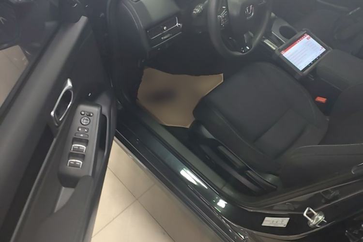 Used Honda Civic 2022 240TURBO CVT Dynamic Edition Driver Seat