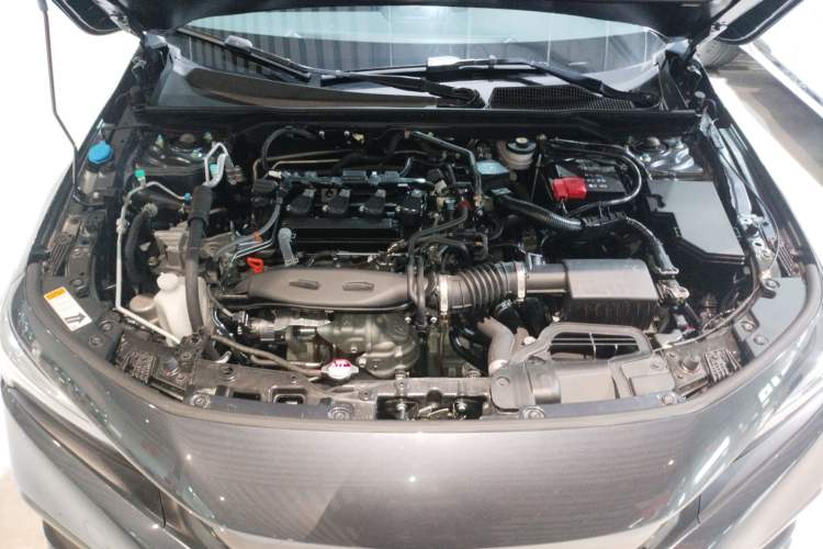 Used Honda Civic 2022 240TURBO CVT Dynamic Edition Engine Bay
