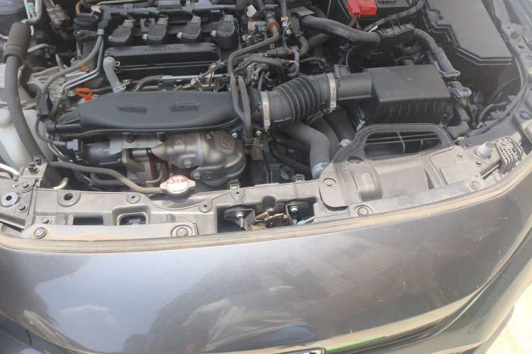 Used Honda Civic 2022 240TURBO CVT Dynamic Edition Engine Bay